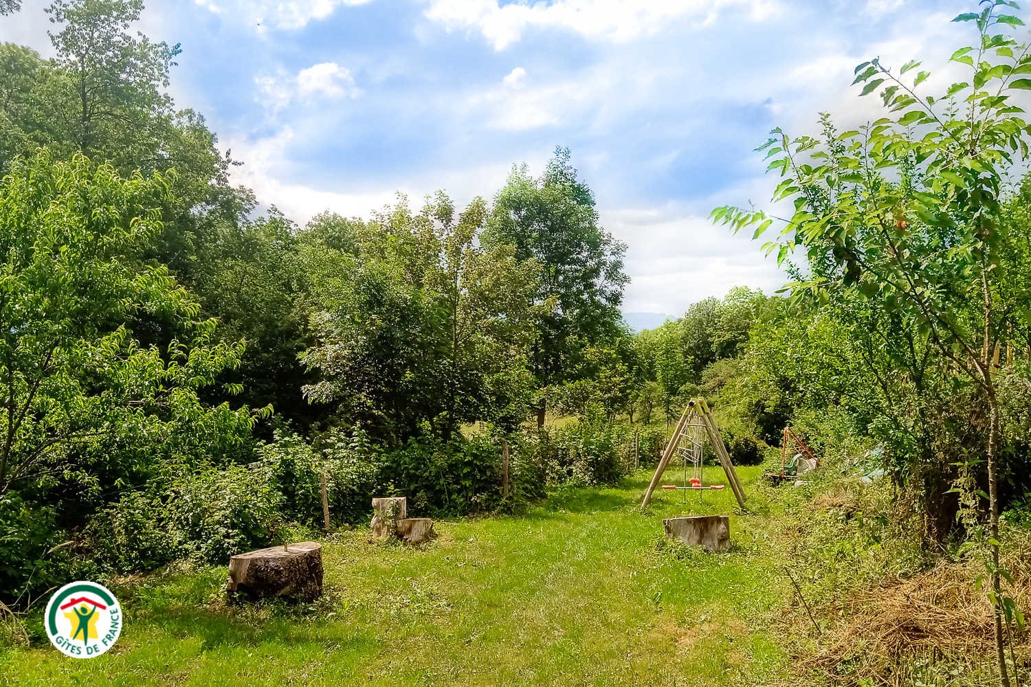 Jardin commun avec le Gîte 226025