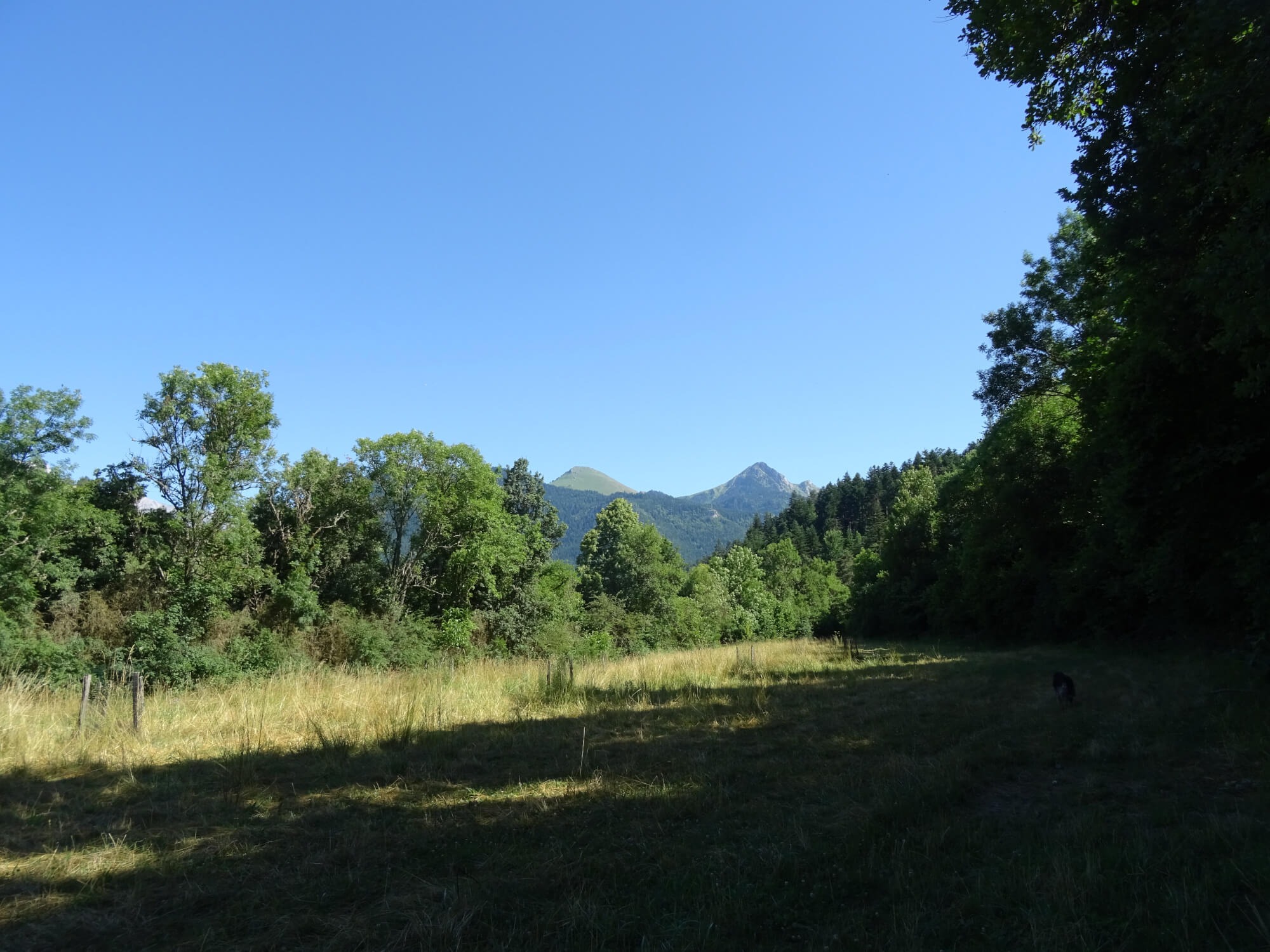 Camping rural dans la prairie au Moulin de Recours