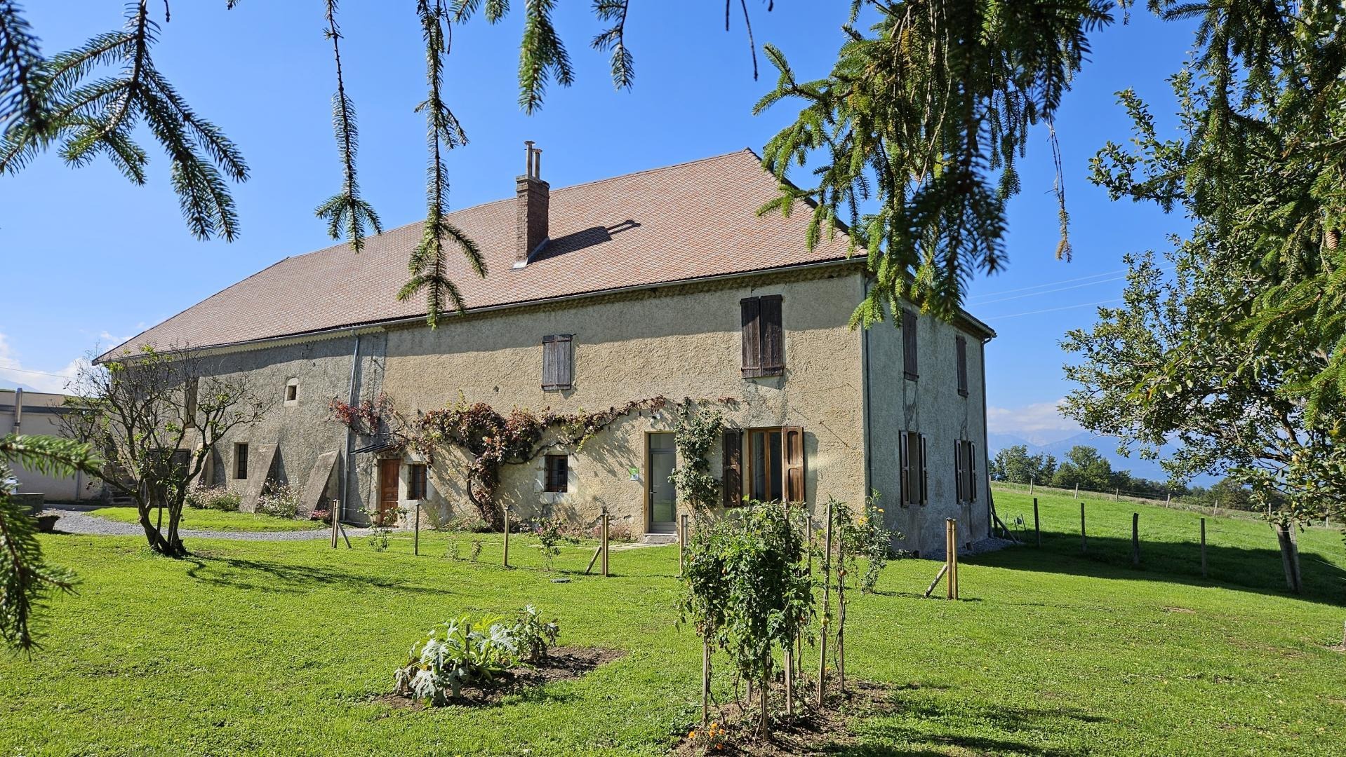 Vue d'ensemble du gîte