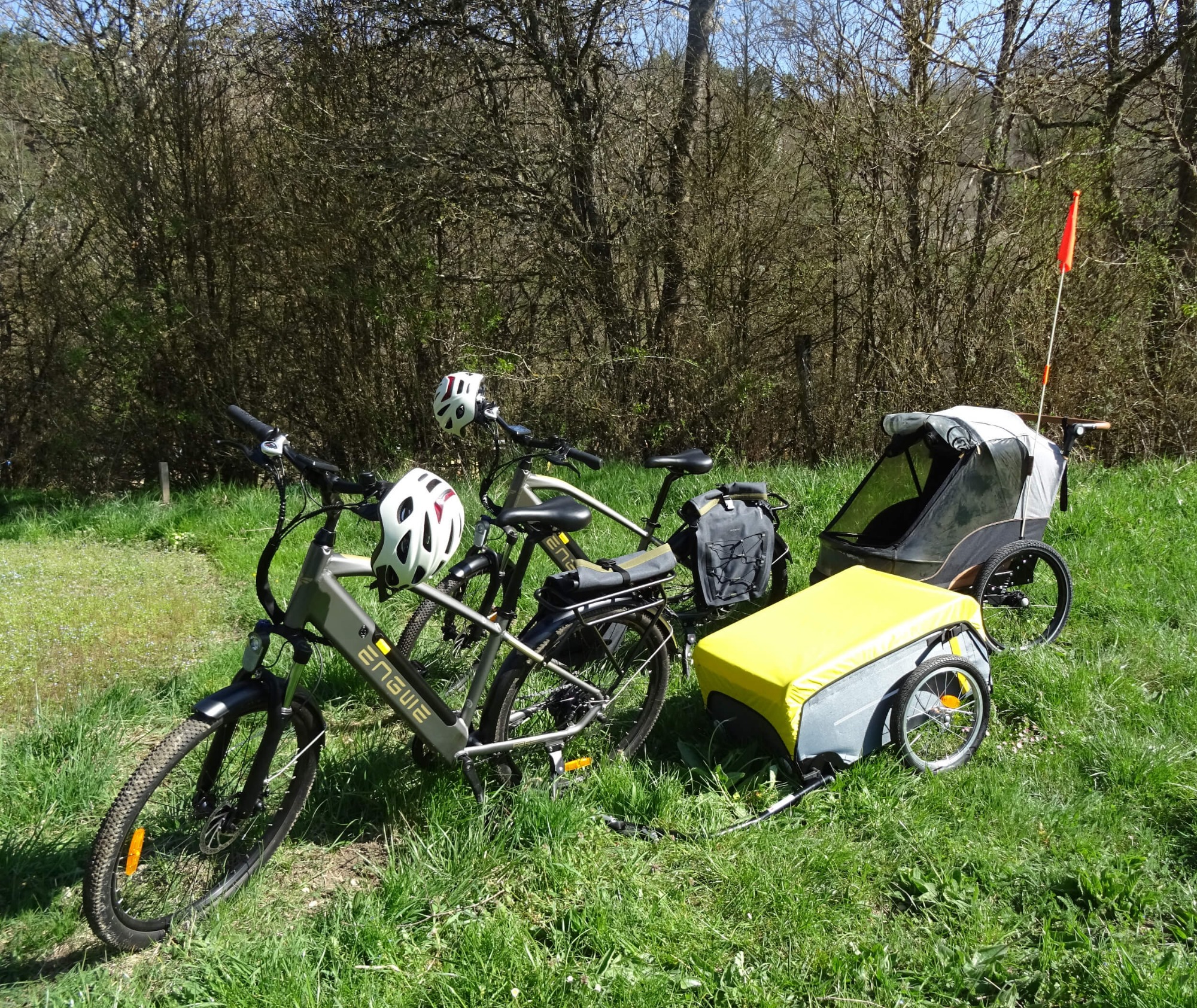 Location de vélos électriques et remorques au Moulin de Recours